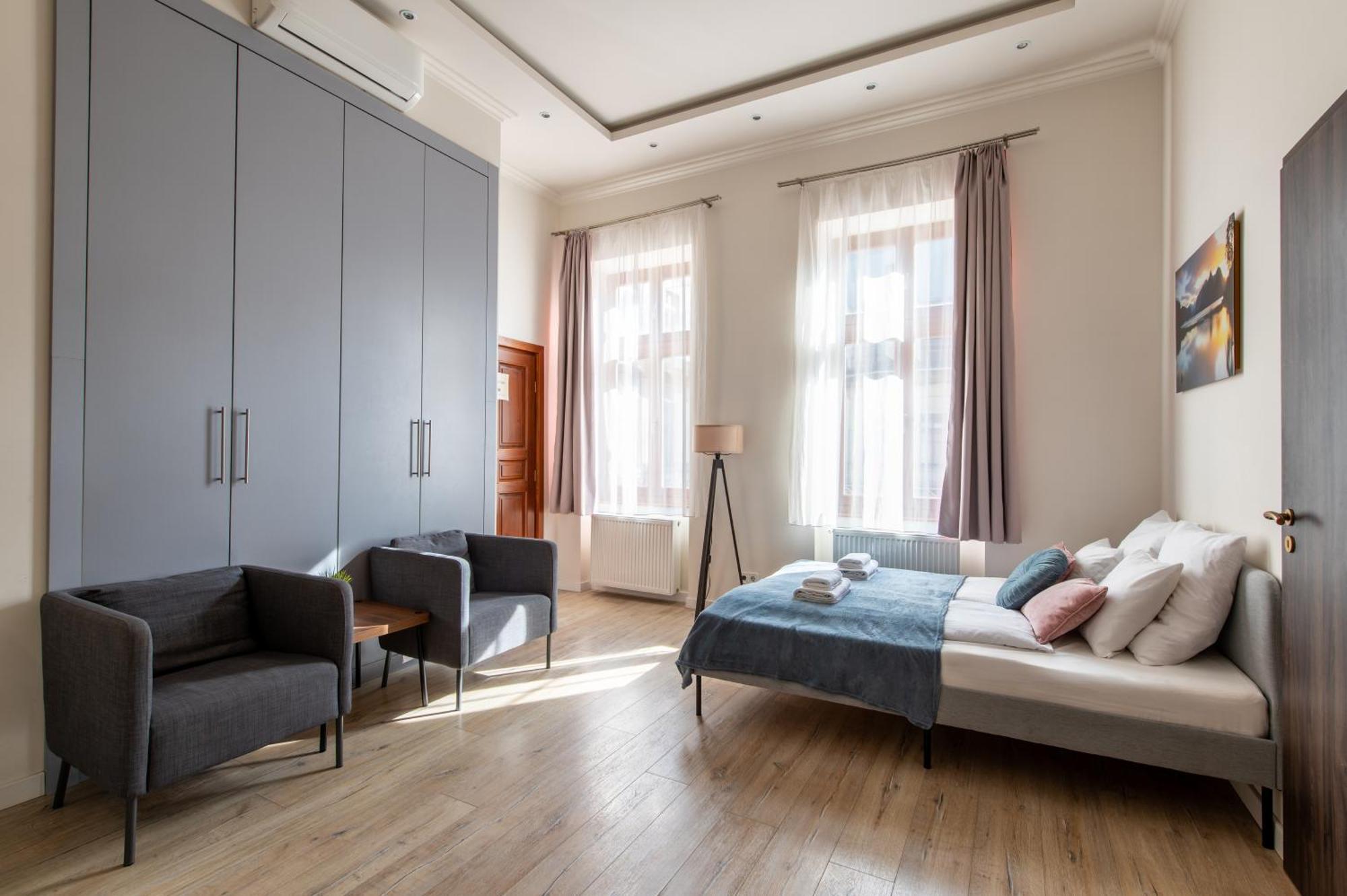 Central Paulay Ede Street Dual - Key Apartment Apartament Budapesta