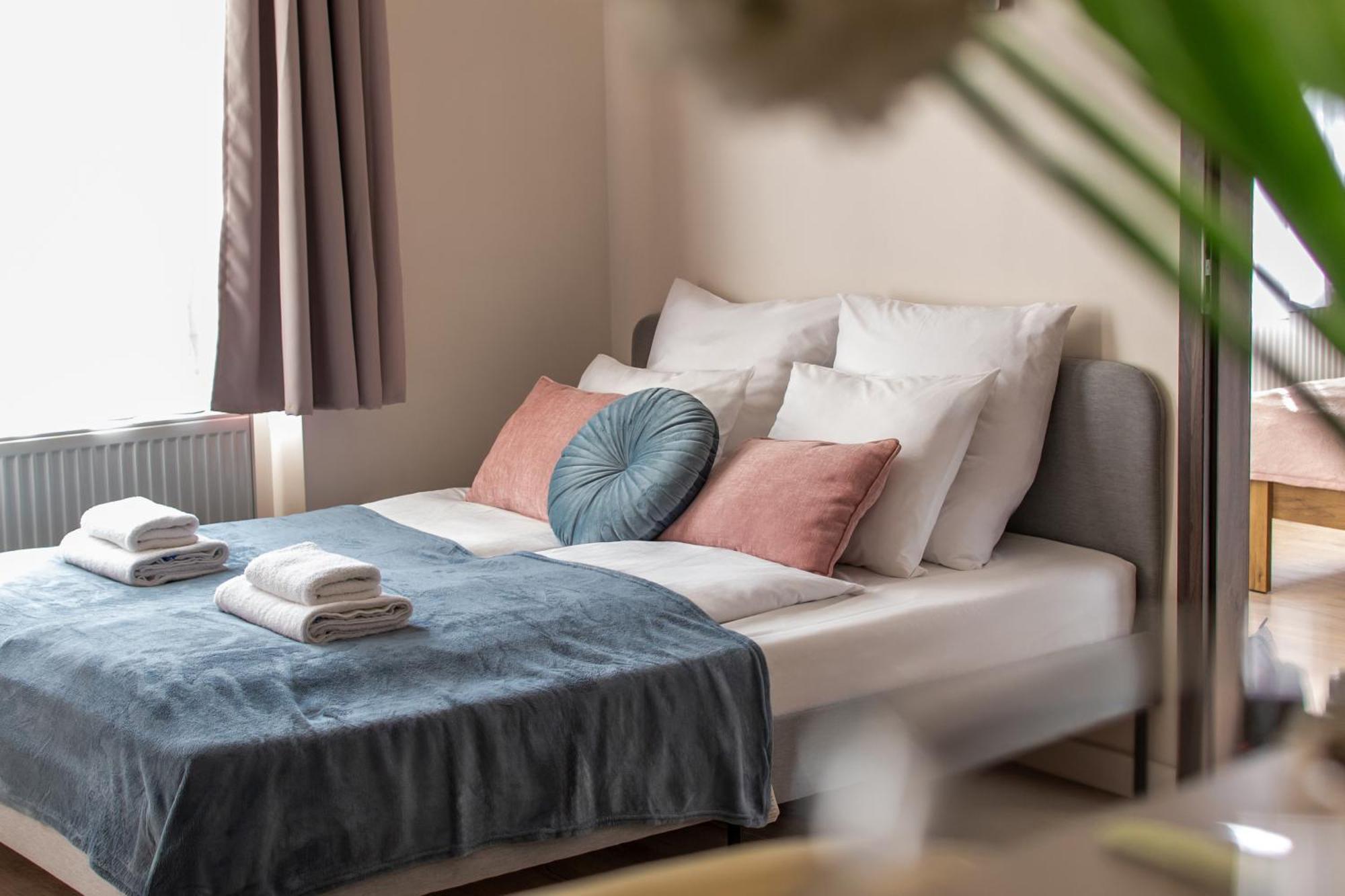 Central Paulay Ede Street Dual - Key Apartment Budapesta